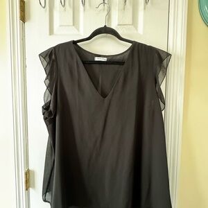 Alice & Co  Sleeveless Ruffled Blouse